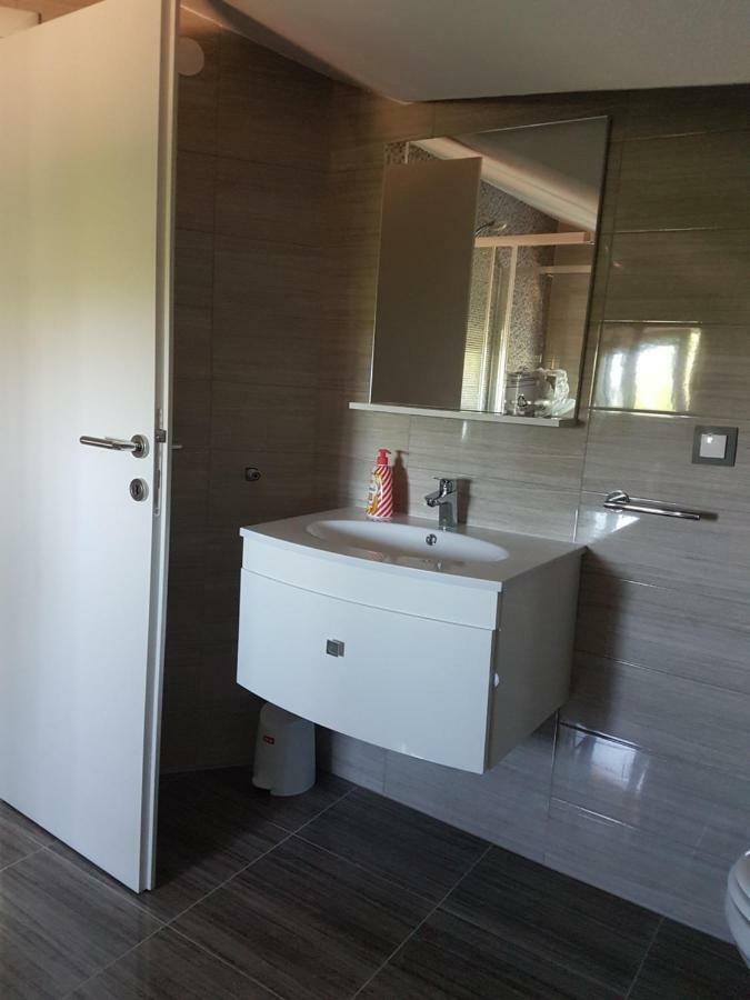 Apartmani Ivkovic Funtana Exterior foto