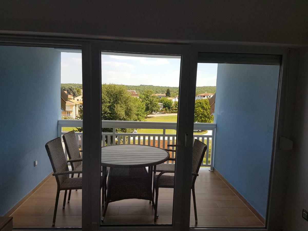 Apartmani Ivkovic Funtana Exterior foto